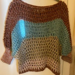 Umgee sweater, short sleeve super cute with jeans. Size small